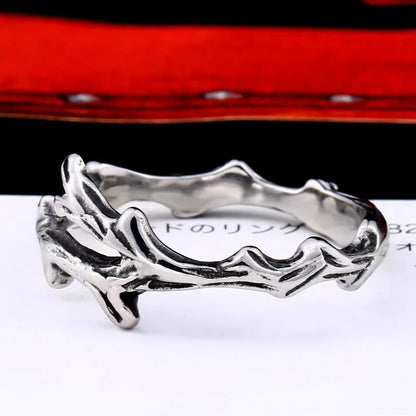 MELTED BONES RING