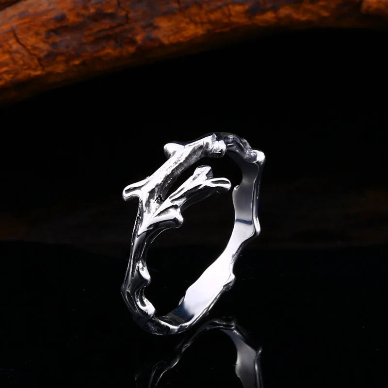 MELTED BONES RING