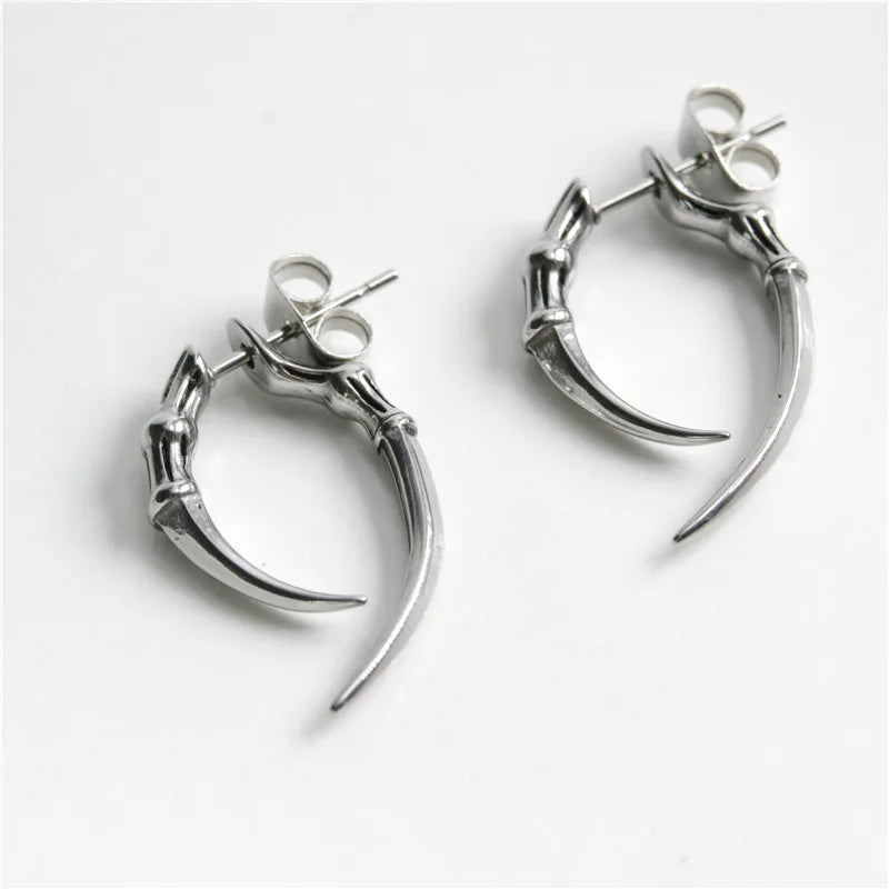 CLAW EARRINGS