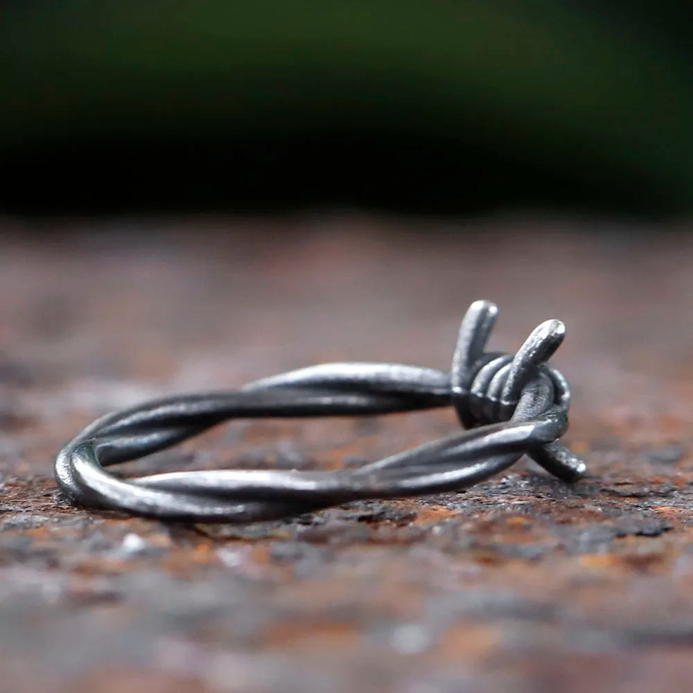 BARBWIRE RING